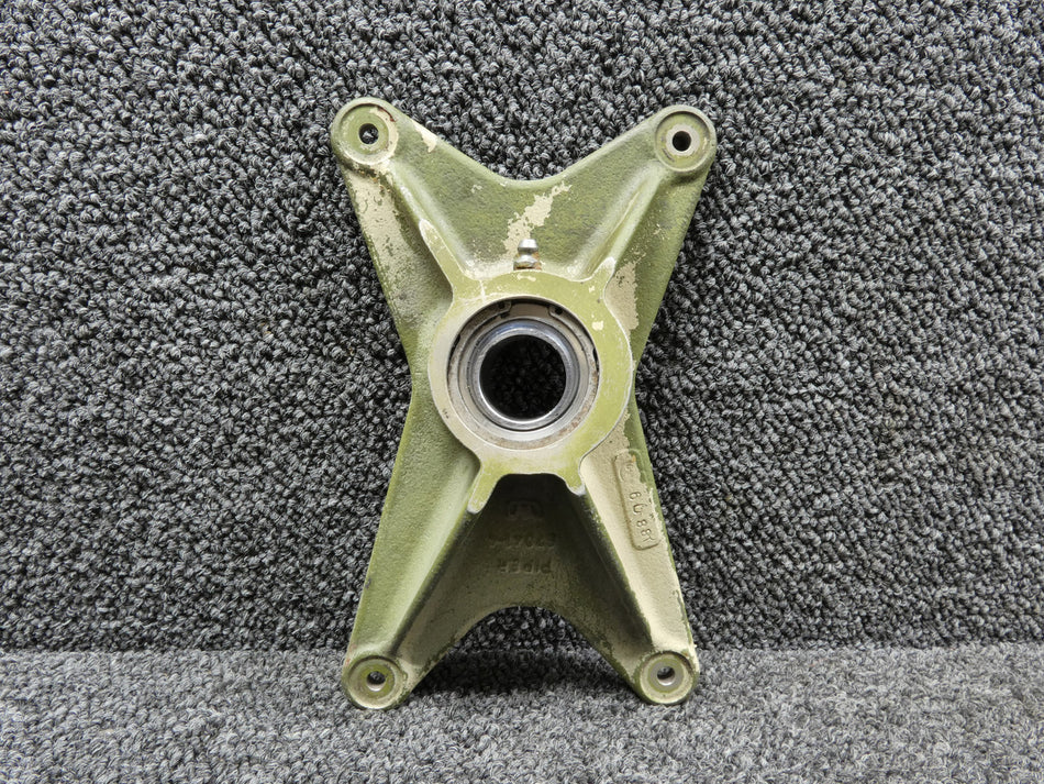 67041-4 Piper Main Landing Gear Forward Trunnion Fitting RH