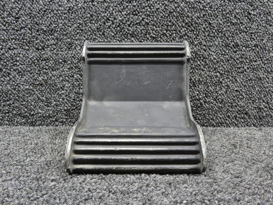 600039-002 (Cast: 600039) Piper Aerostar 601P Rudder Pedal RH