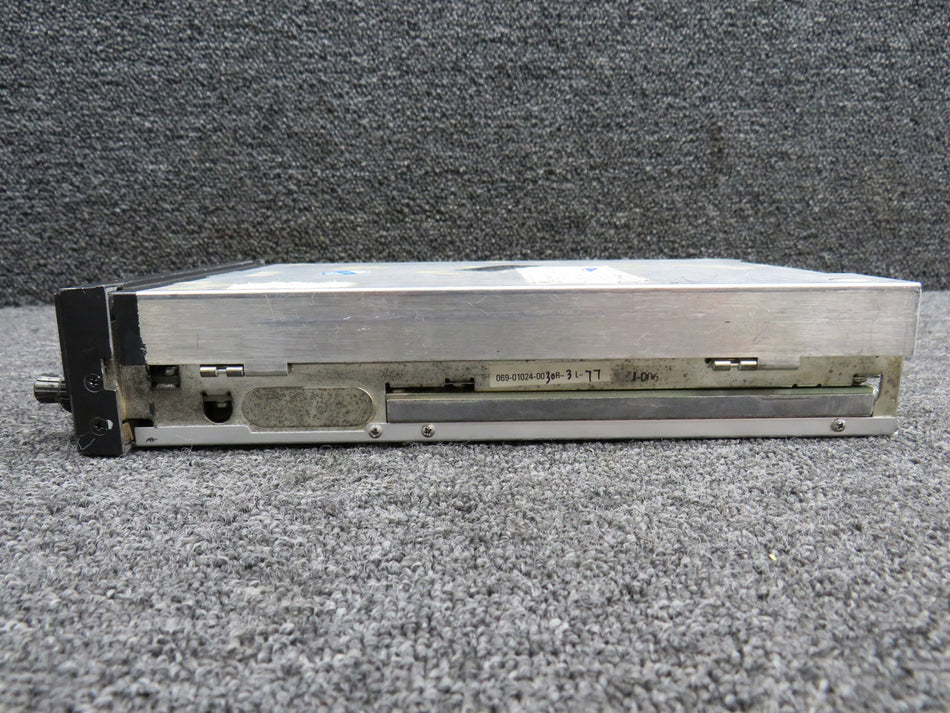 069-1024-30 Bendix King KX-155 VHF Nav-Comm Radio (Volts: 14)
