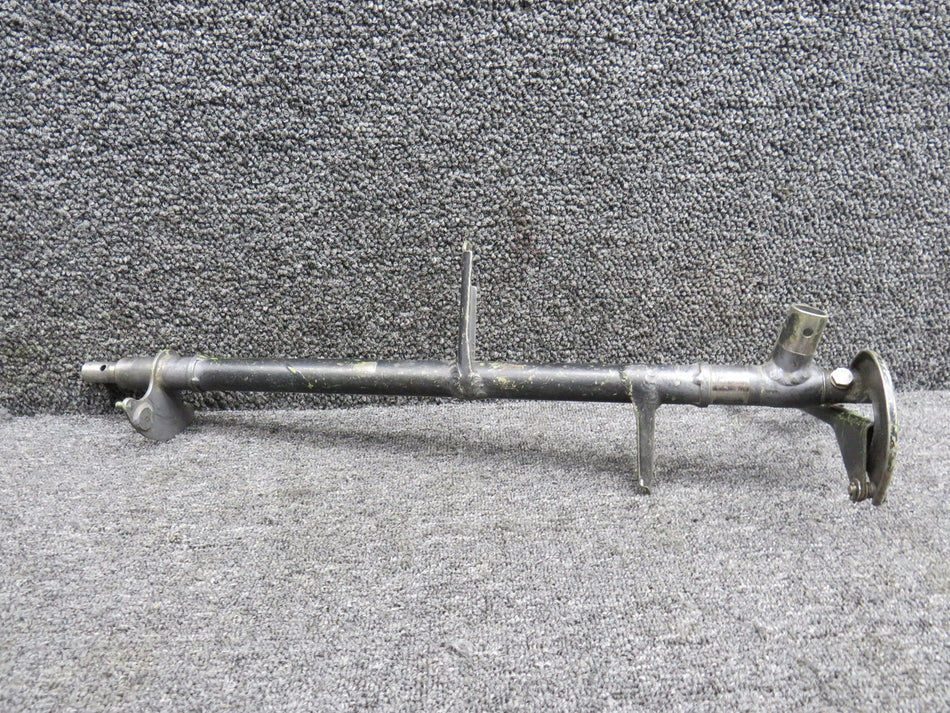 0760012-4 Cessna A185F Rudder Pedal Bar RH
