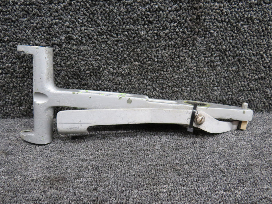 002-524020-6, 002-524019-2 Beechcraft A36 Rudder Pedal Arm & Lever Assembly RH