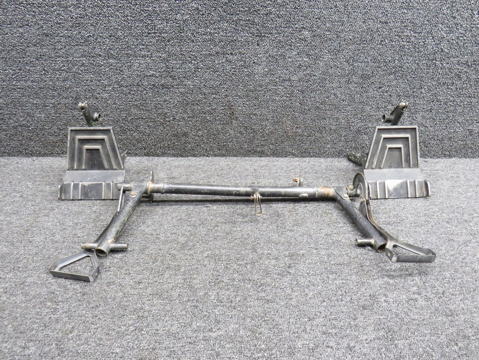1460320-1, 0760012-3 Cessna A185F Stowable Rudder Pedal Set LH