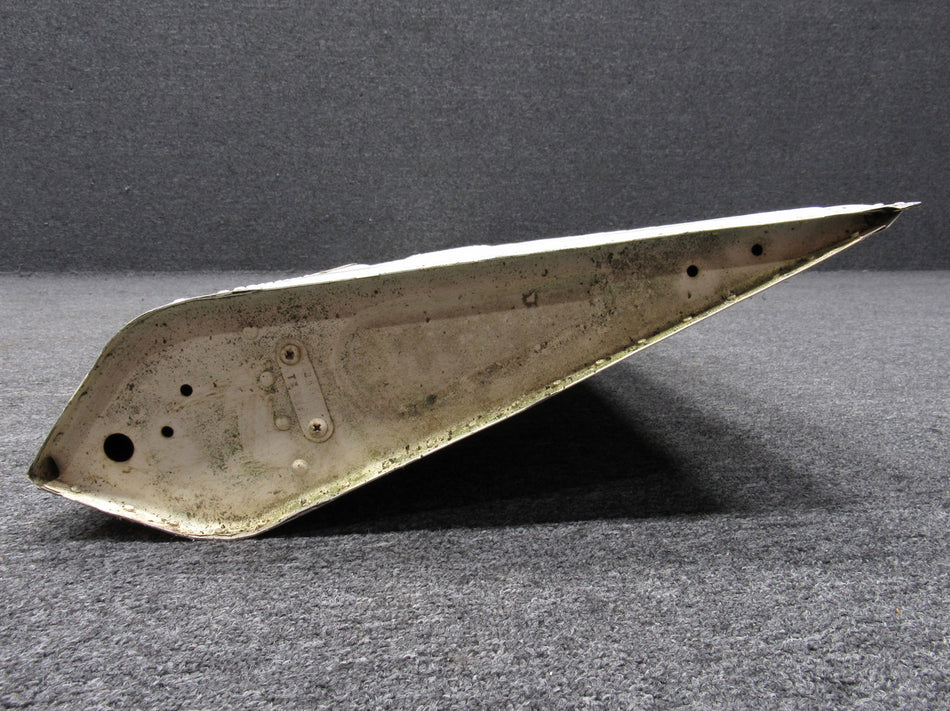 33-130000-44 Beechcraft BE-58 Aileron Assembly RH