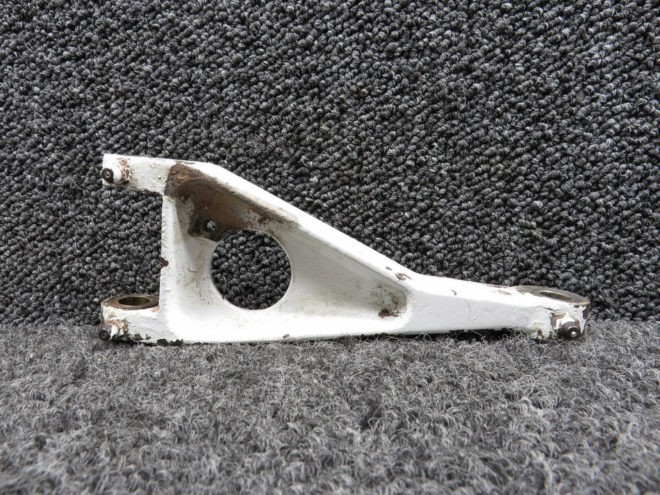 5141005-9 Cessna 401A Main Gear Lower Torque Link LH