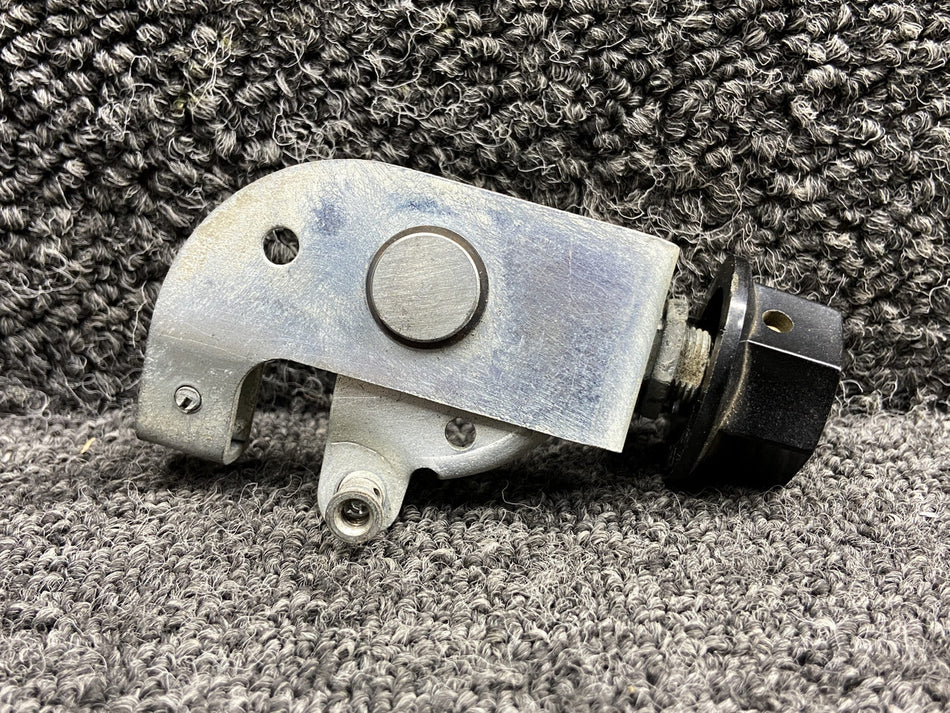 0813501-18 Cessna 310Q Aft Cabin Air Controller Assembly