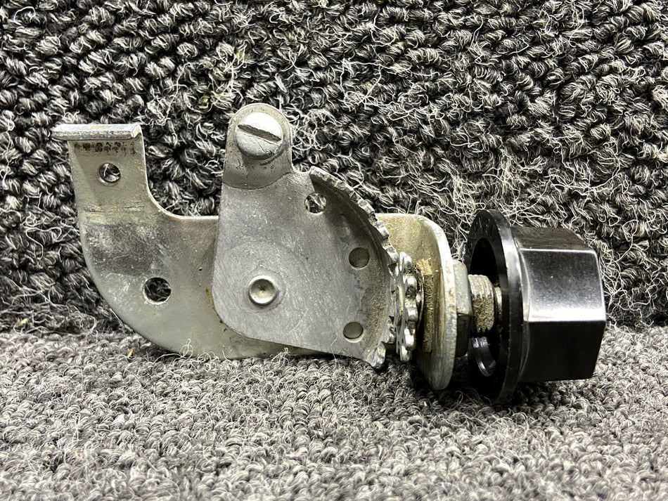 0813501-16 (Use: 0813501-1) Cessna 310Q Forward Cabin Air Controller Assy