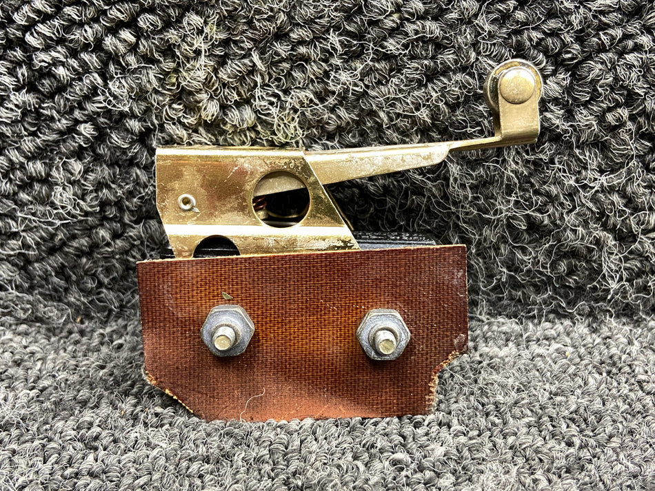 BZ7RT04 Cessna 310Q Nose Gear Down Limit Switch