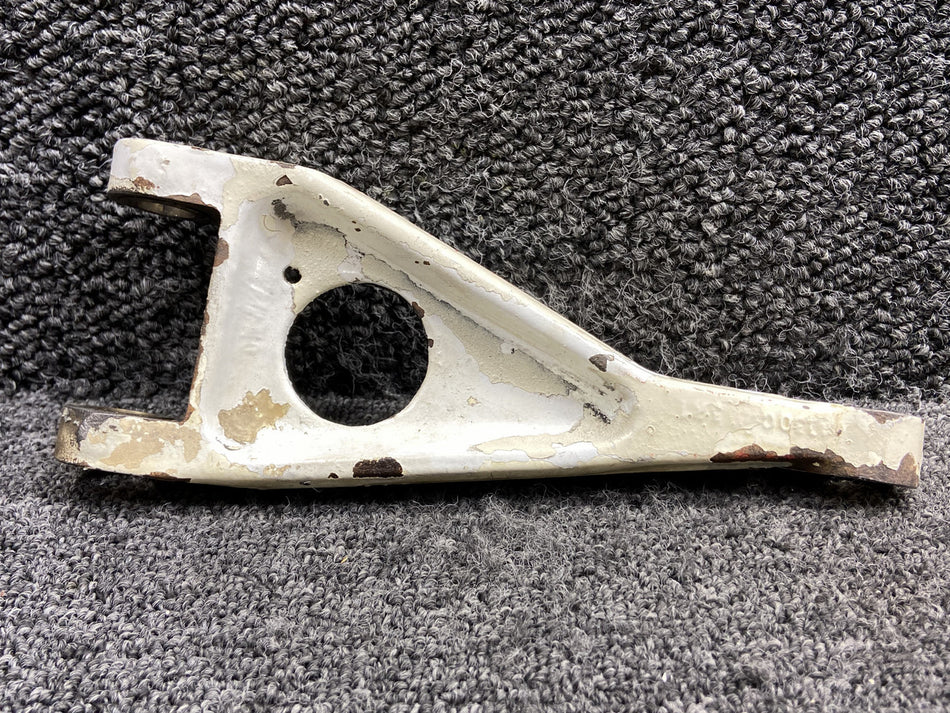5141005-10 Cessna 310-421 Lower Main Gear Torque Link RH