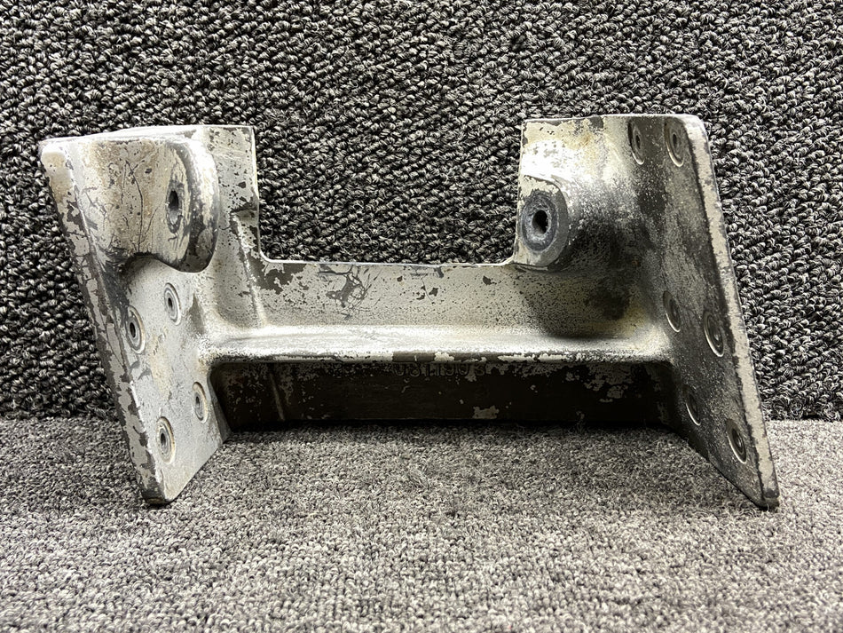 0811903-1 (Casting#: 0811903) Cessna 310Q Fuselage Step Support