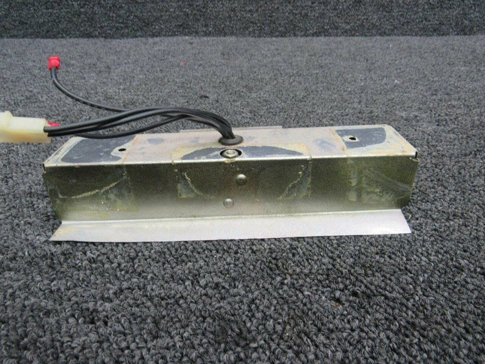 0711777-7 Cessna T210N Housing Instrument Light Overhead (Volts: 28) (S18)