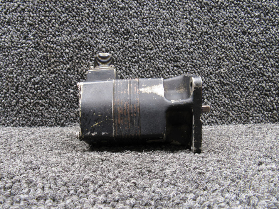 2CM9ABE6 (Alt:2CM9AAH4) General Electric Tachometer Generator 2-Pole
