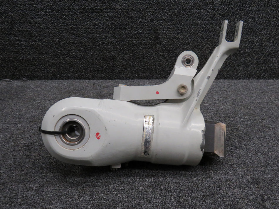 269A1221-5, 269A1240-7 Schweizer 269C Main Rotor Pitch Bearing Assembly (Core)