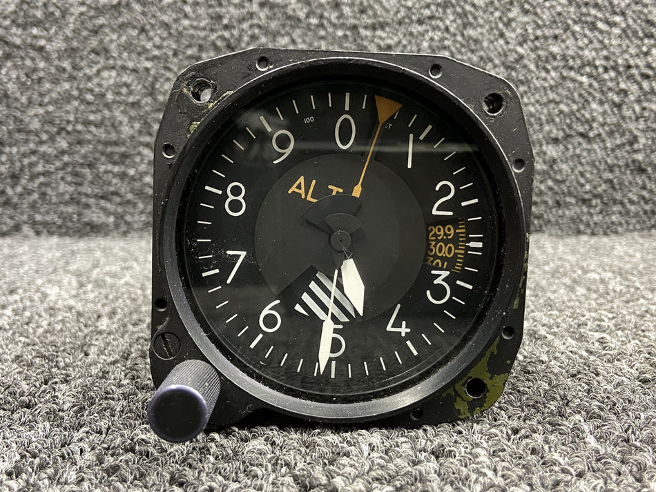 101735-011002 Aerosonic Altimeter Pressure Indicator