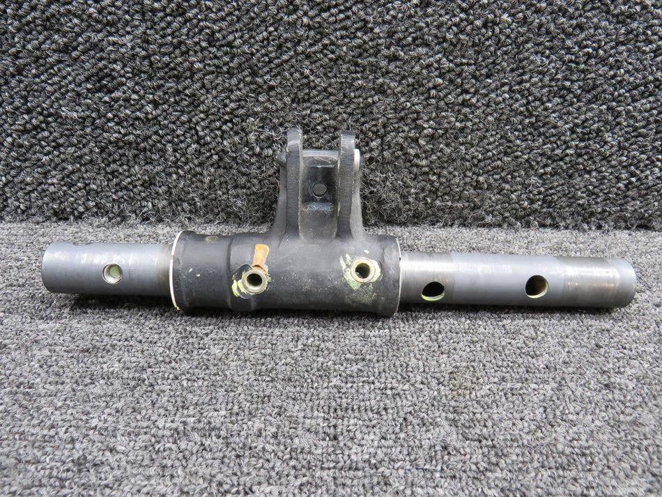 269A7334-7, 269A7333-5 Schweizer 269C Rudder Pedal Inboard Socket & Tube Assy