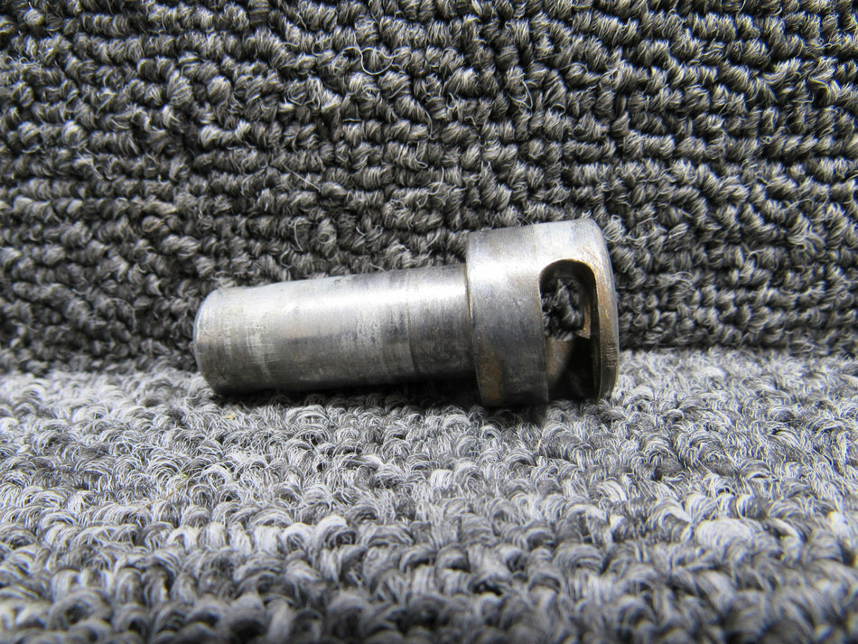 5111518-6 Cessna 421C Upper Cabin Door Handle Spindle