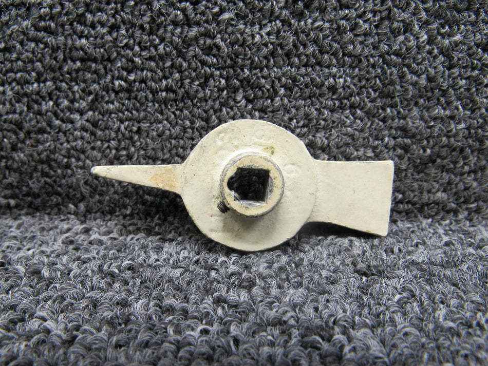 B9-61-1 Cessna 421C Fuel Selector Knob