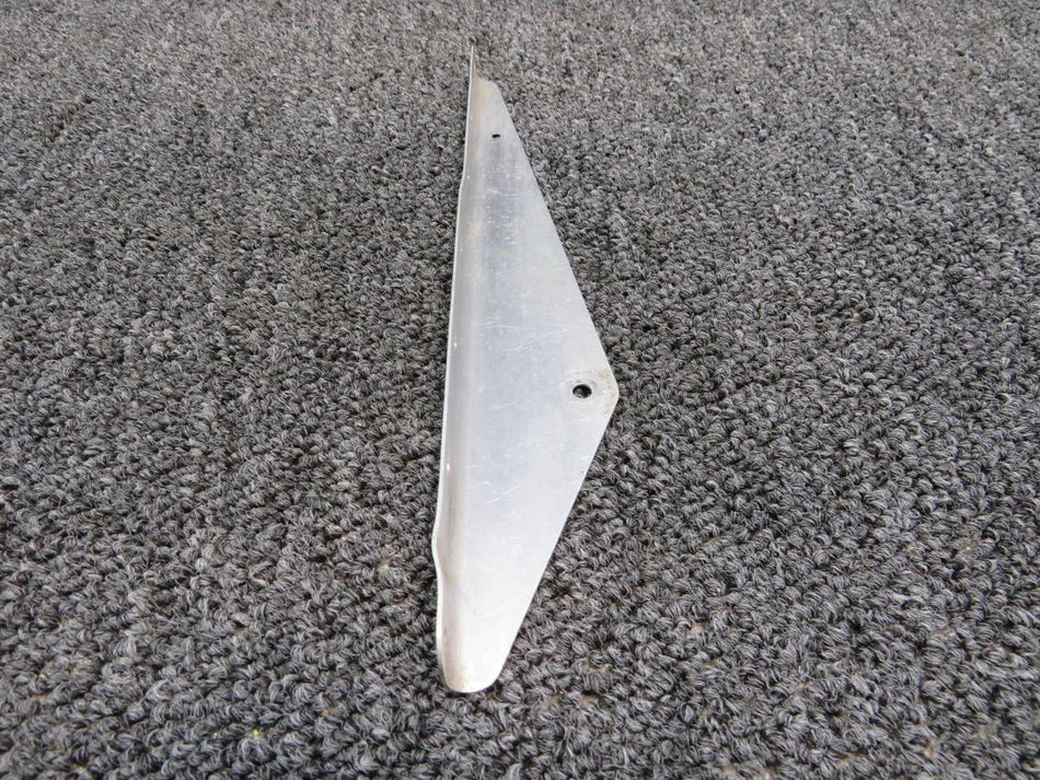 2213060-2 Cessna R182 Bracket Aft Center RH