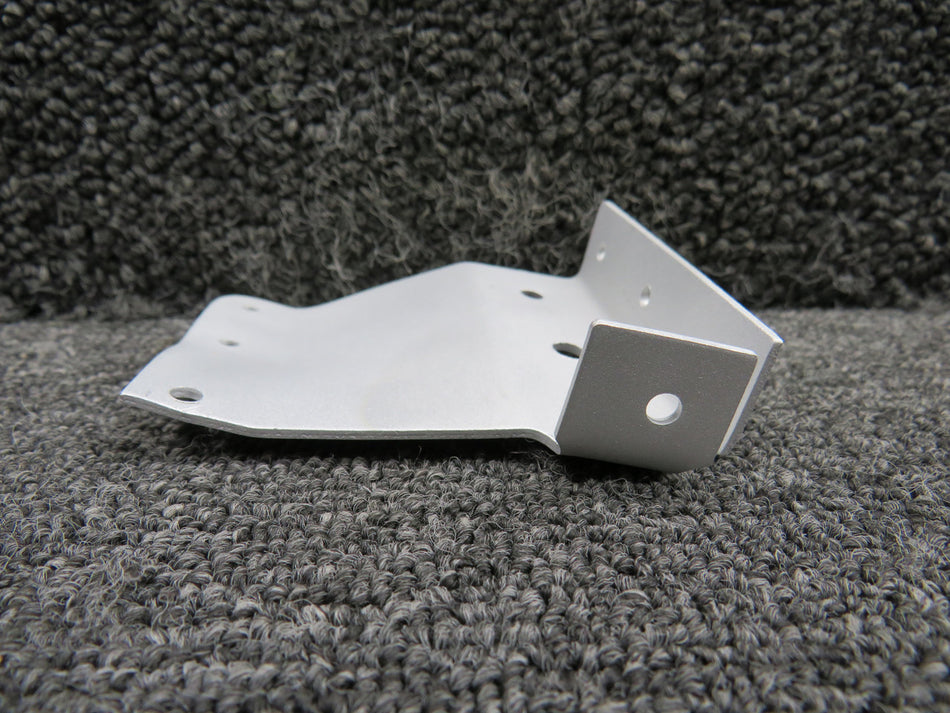 0712524-2 Cessna R182 Stabilizer Attach Bracket RH
