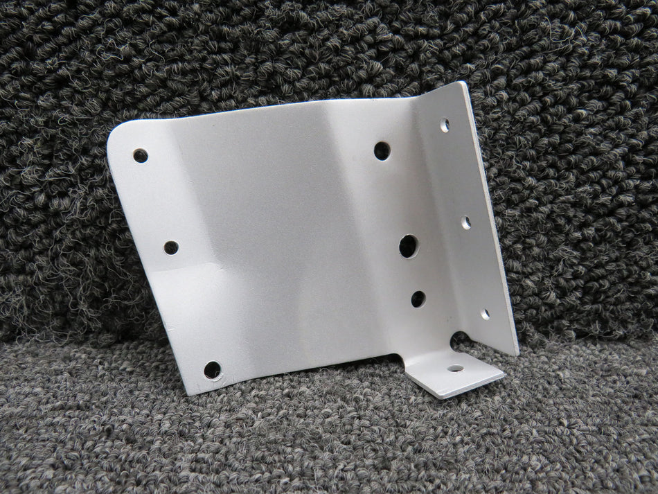 0712524-2 Cessna R182 Stabilizer Attach Bracket RH
