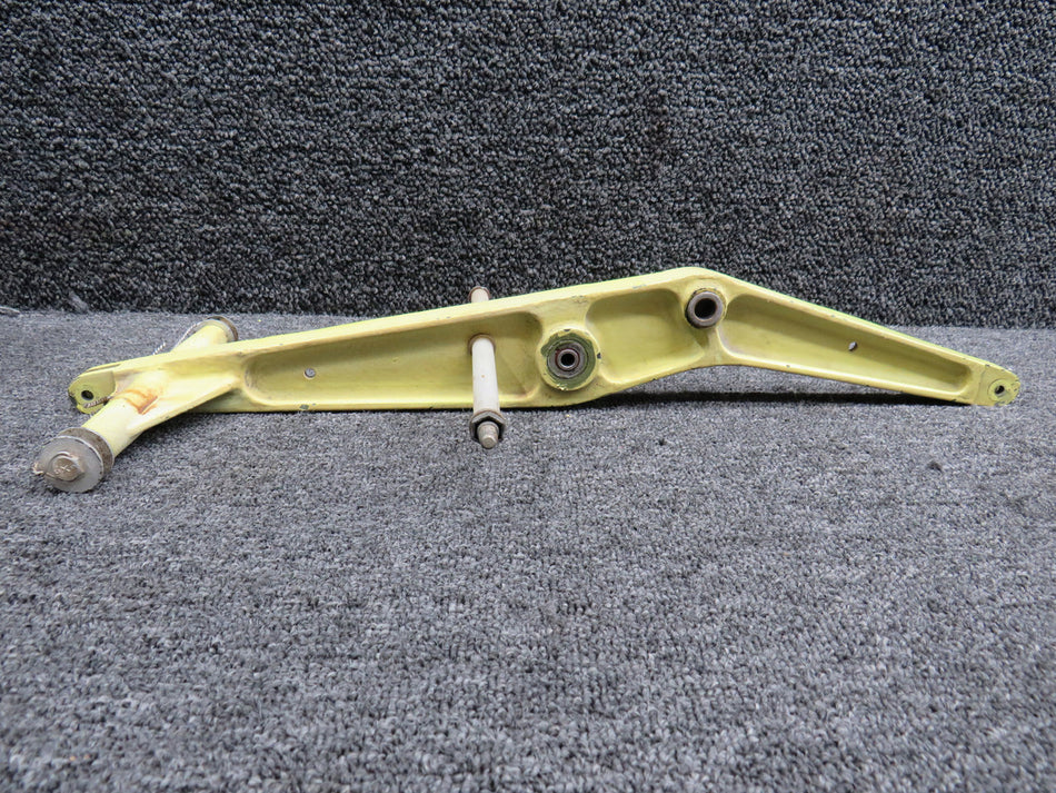 002-524024-35 Beechcraft F33A Aft Elevator Bellcrank Assembly