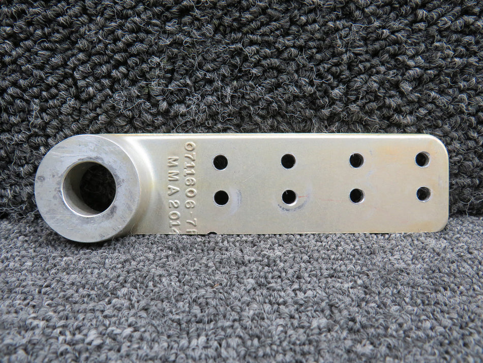 0711606-5 (Cast: 0711606-7F) Cessna 182R Spar Fitting Aft LH