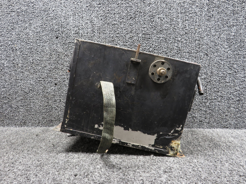 21524-002 Piper Battery Box Assembly