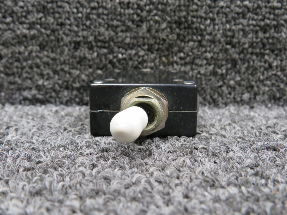 112-507-101 AMF Wood Electric Toggle Circuit Breaker (Amps: 7)