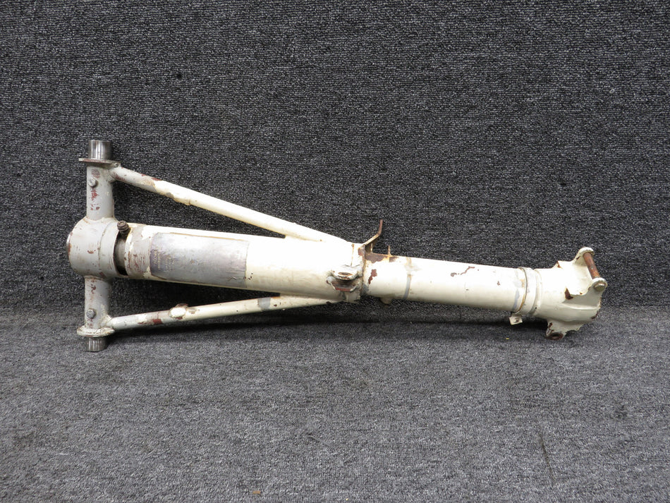 0842000-77 Cessna 310J Nose Landing Gear Strut Assembly