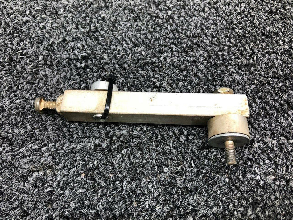 18782-000 Piper PA23-250 Arm Fuel Cable Control Support