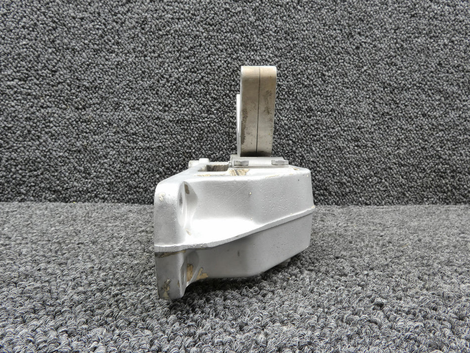 LM-426-SA16 Lord Kinematics Upper Rear Engine Mount Assembly (No Data Tag)