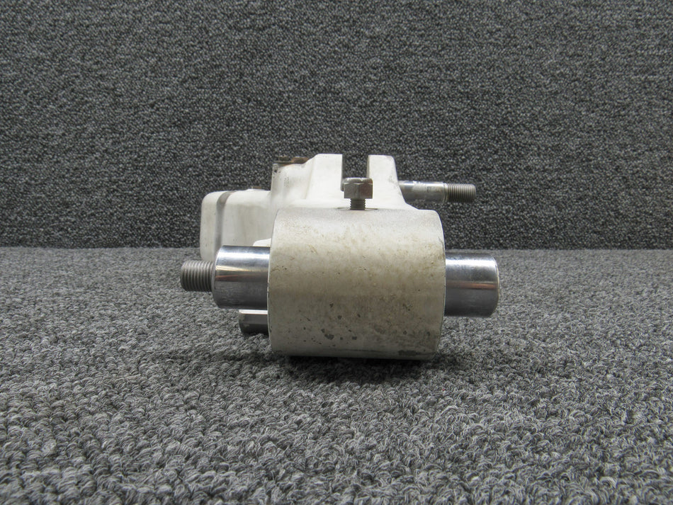 725004-1 Rockwell 112B Main Landing Gear Yoke Assembly LH