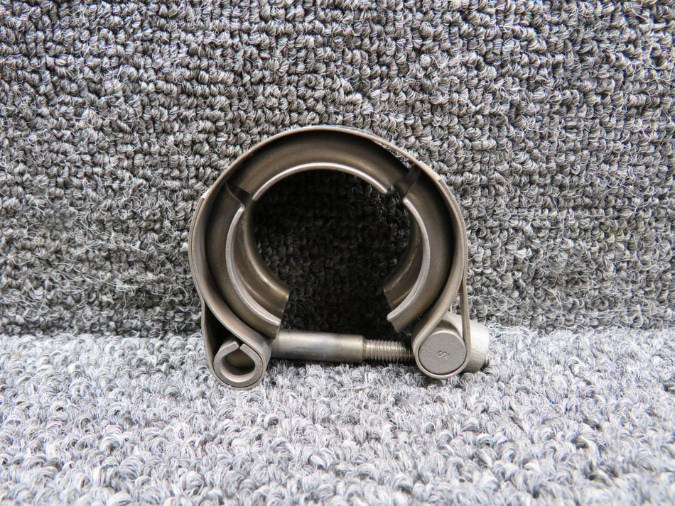 89513-44C13 Janitrol Coupling Clamp Assembly