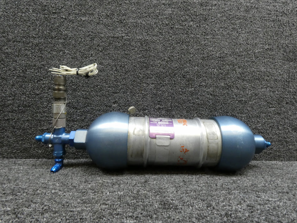 60816-3 (Alt: 4723565-1) Teledyne Hydraulic Fluid Accumulator