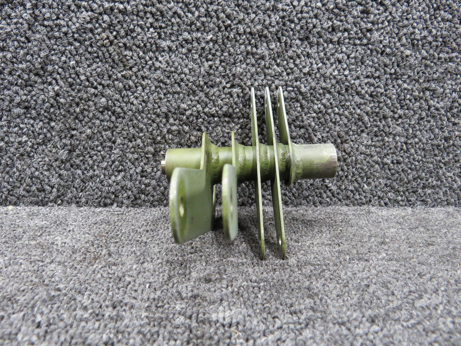 0760705-5 (Alt: 0760705-805) Cessna T162T Aileron Bellcrank Assembly RH