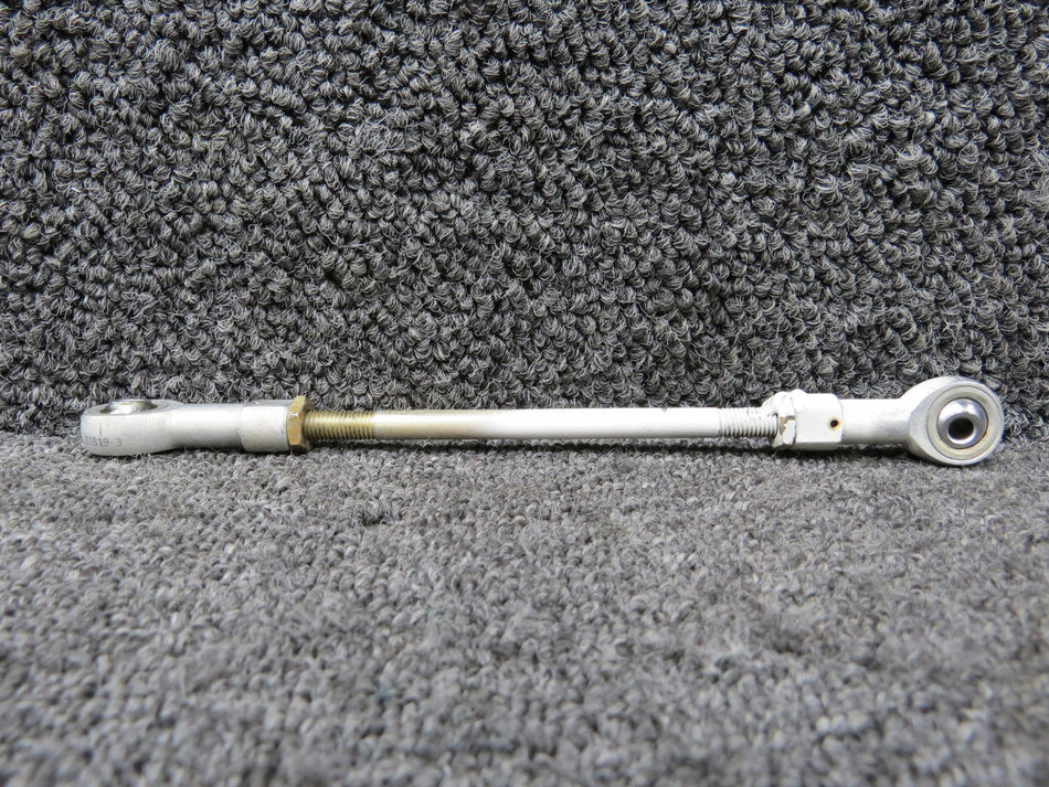 0760704-1, S1819-3 Cessna T182T Aileron Pushrod Assembly