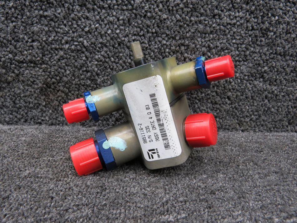 9851116-2, 0516024-1 Cessna T182T Fuel Selector Valve with Accessories