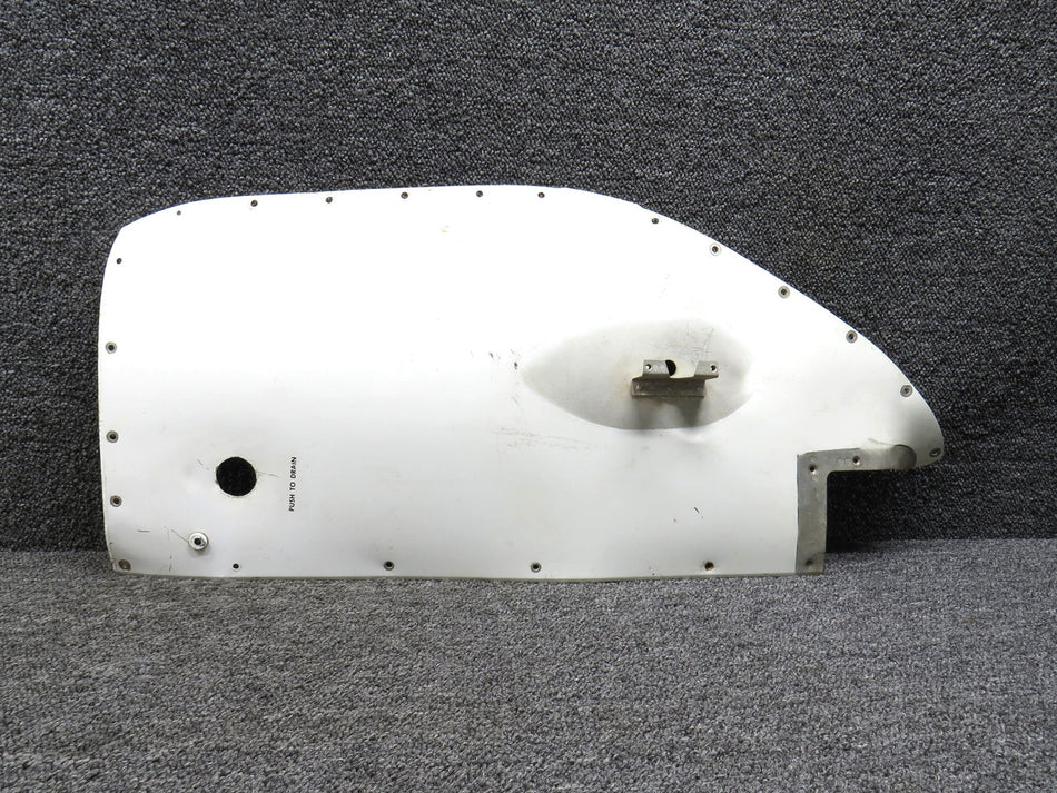 0823413-32 Cessna 310 Lower Wing Tip Fuel Tank Fairing RH