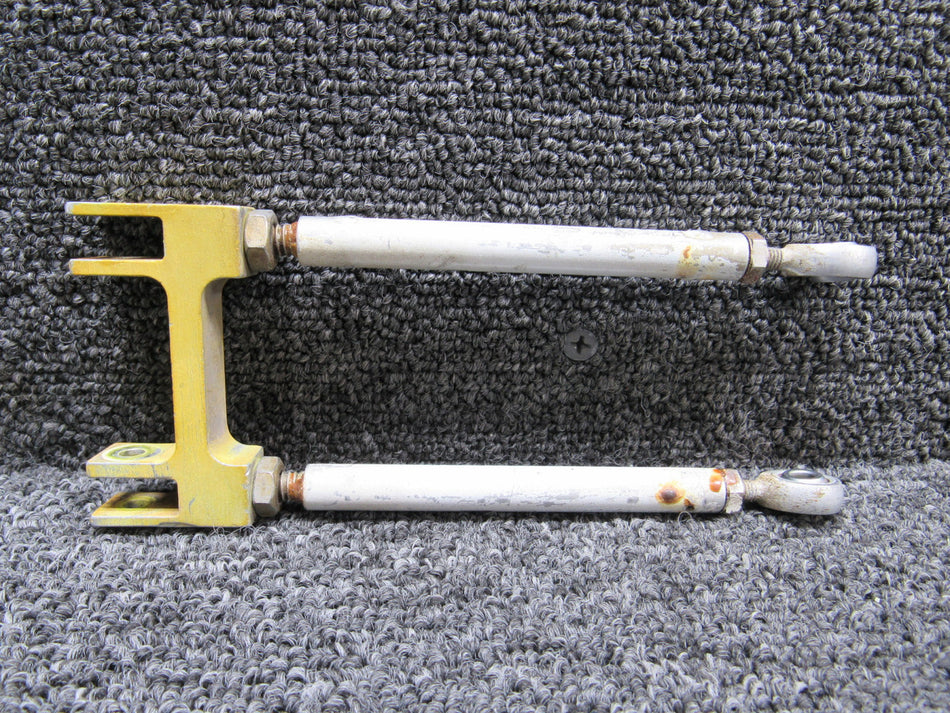 82997-002, 82998-002 Piper PA46-350P Elevator Trim Yoke and Rod Assembly