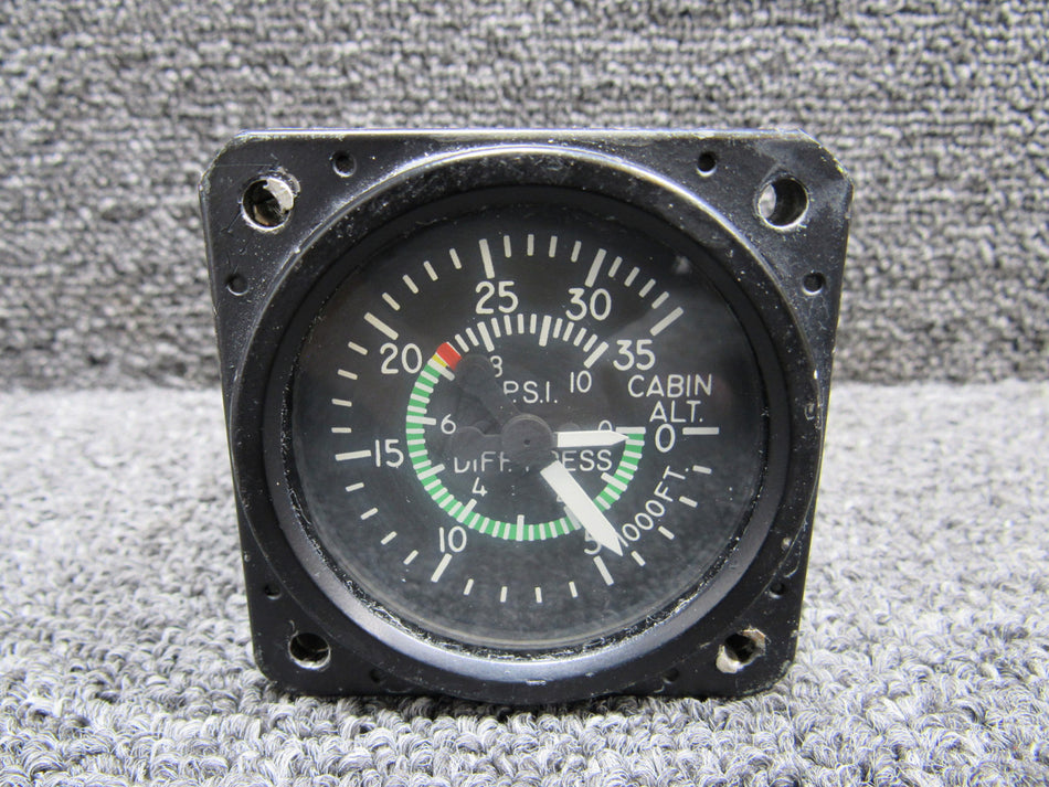3000-J16 (Alt: 27-84253-1) United Cabin Altitude and Diff. Pressure Indicator