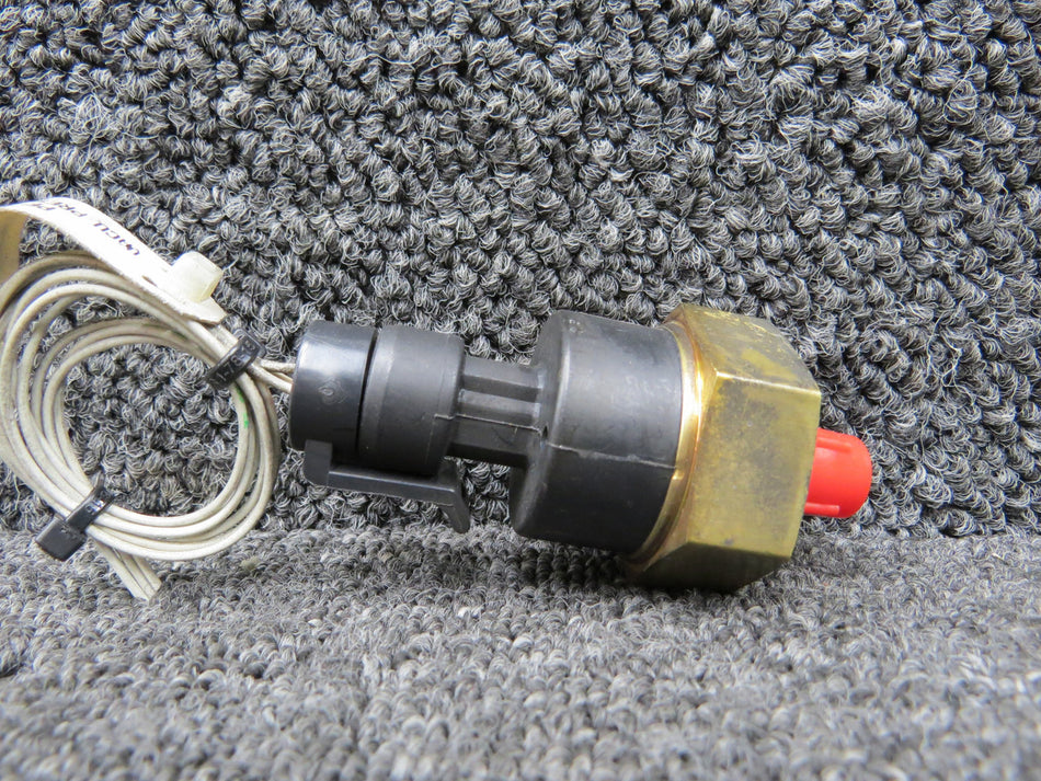 P165-5786 Cessna T182T Vacuum Pressure Transducer