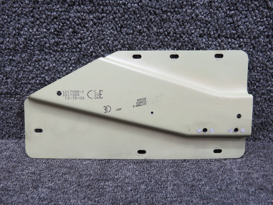 1217089-3 Cessna T182T Cabin Door Latch Cover Assembly