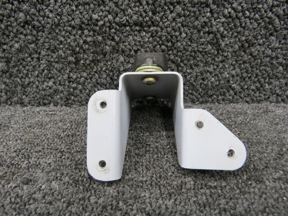 0753611-1, J-7444-42 Cessna T182T Shock Mount with Bracket LH