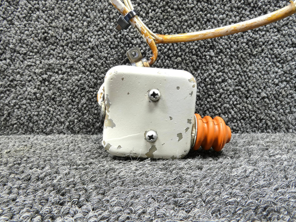 35-361135-1 Beechcraft 55D Main Gear Safety Switch Assembly