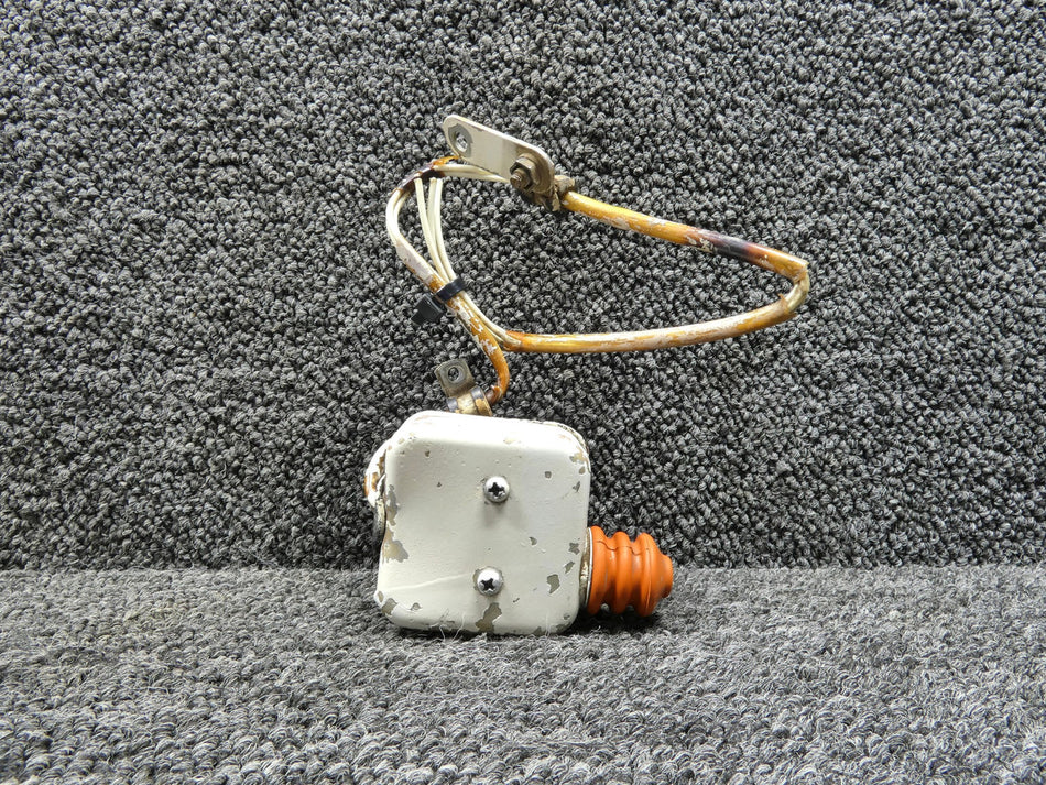 35-361135-1 Beechcraft 55D Main Gear Safety Switch Assembly
