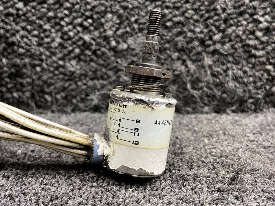 444EN49-6 Beechcraft B60 Landing Gear Safety Switch