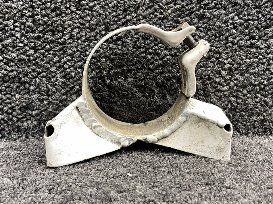 60-810045-12 Beechcraft B60 Lower Main Gear Door Actuating Clamp RH