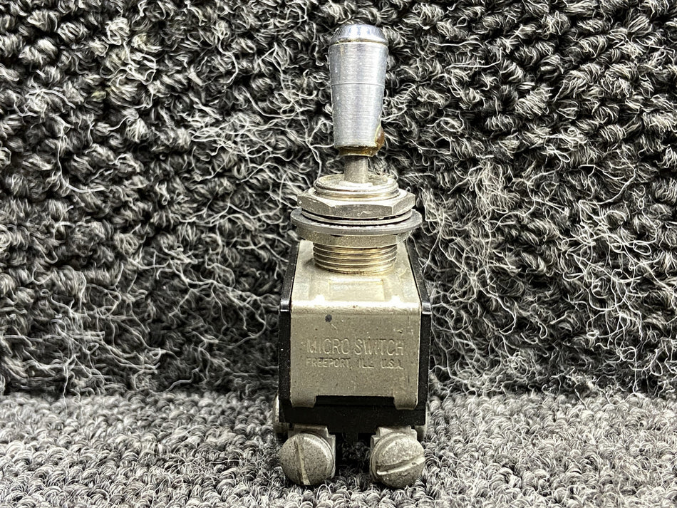 512TS1203-3 (Alt: 35-380053-1) Cutler-Hammer Two Position Toggle Switch