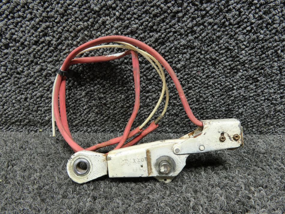 0841100-4 Cessna 320B Main Landing Gear Retract Link w Position Switch Assembly