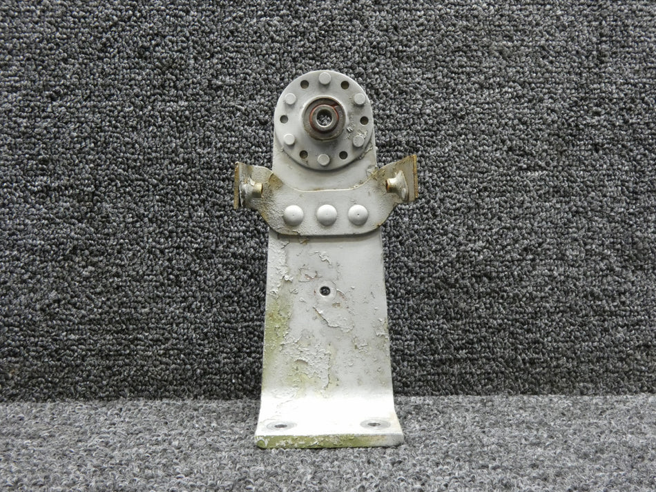 27-43019-001 Swearingen SA-226T Merlin IIIA Elevator Hinge Assembly