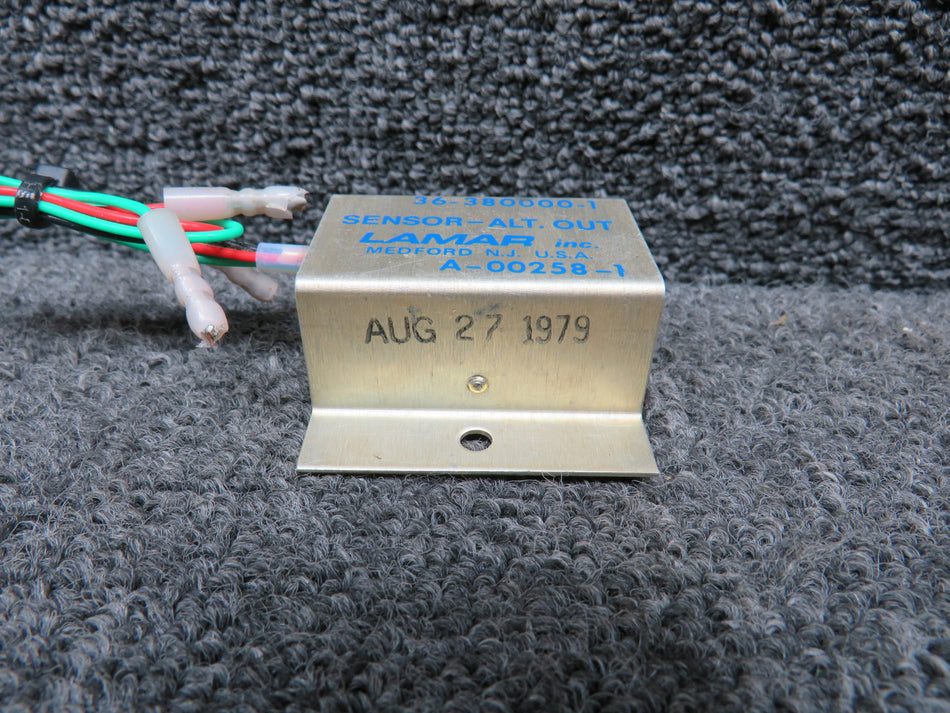 A-00258-1 (Alt: 36-380000-1) Lamar Alt Inop Switch Assembly